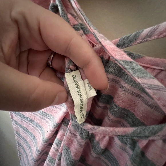 Pink and silver top - Picture 5 of 5